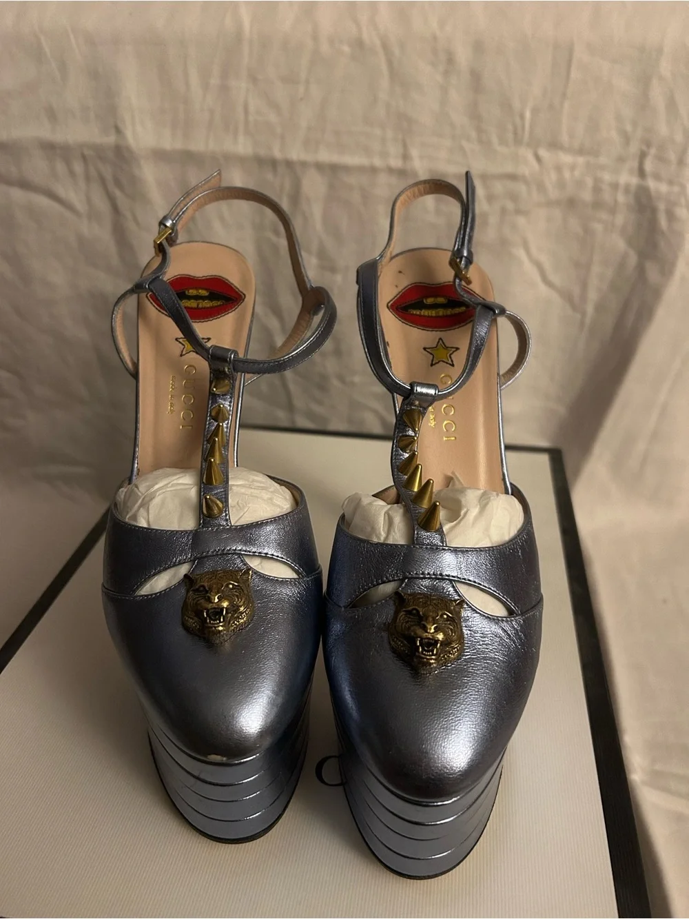 Gucci Silver Leather Platform T-Strap High Heel